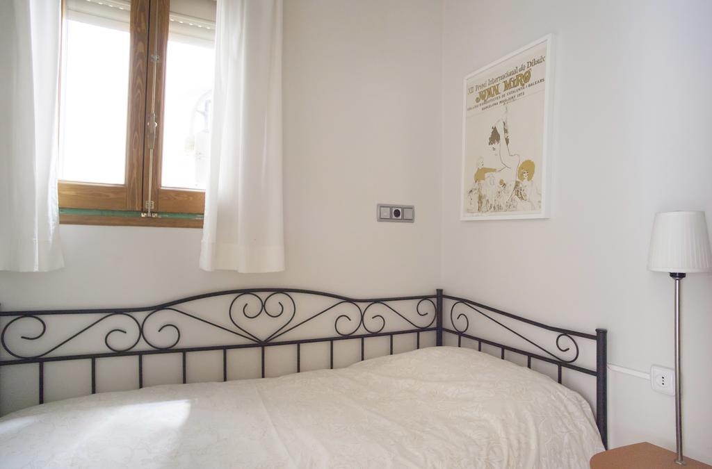 Aparteasy - Authentic Family Apartment Barcelona Exterior foto